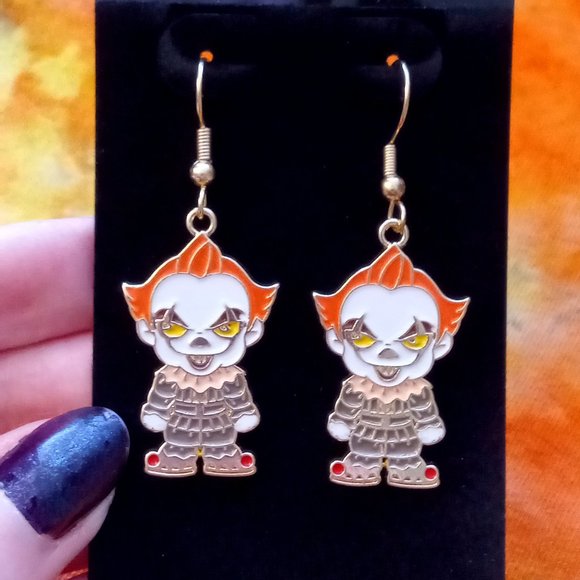 Handmade PENNYWISE Horror Earrings - Picture 1 of 6